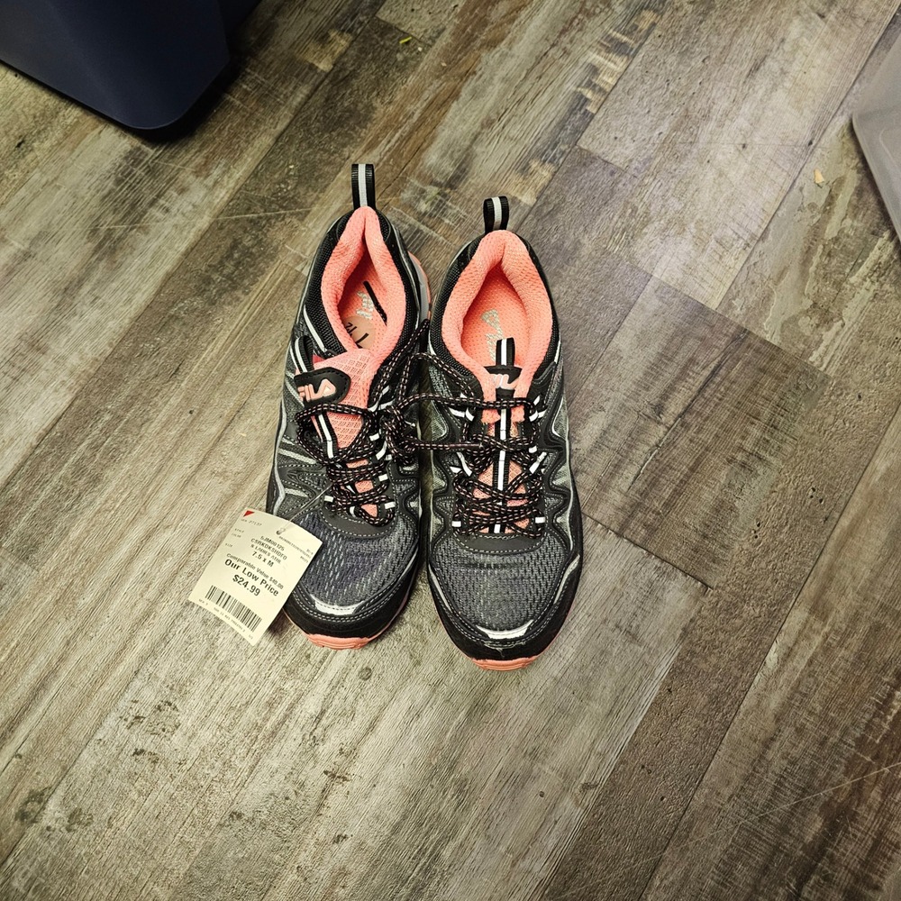Fila Womens Trail Running Shoes Grey Coral Pink Sneakers 5JM00125-262 Size 7.5